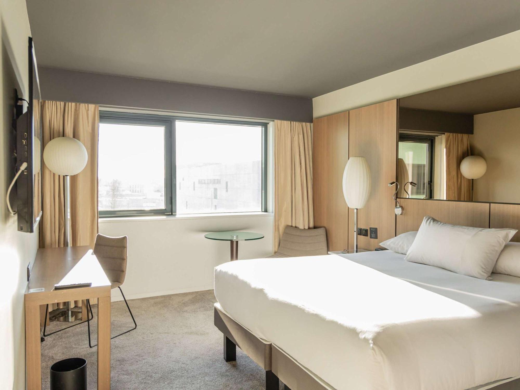 Pullman Bordeaux Lac Экстерьер фото