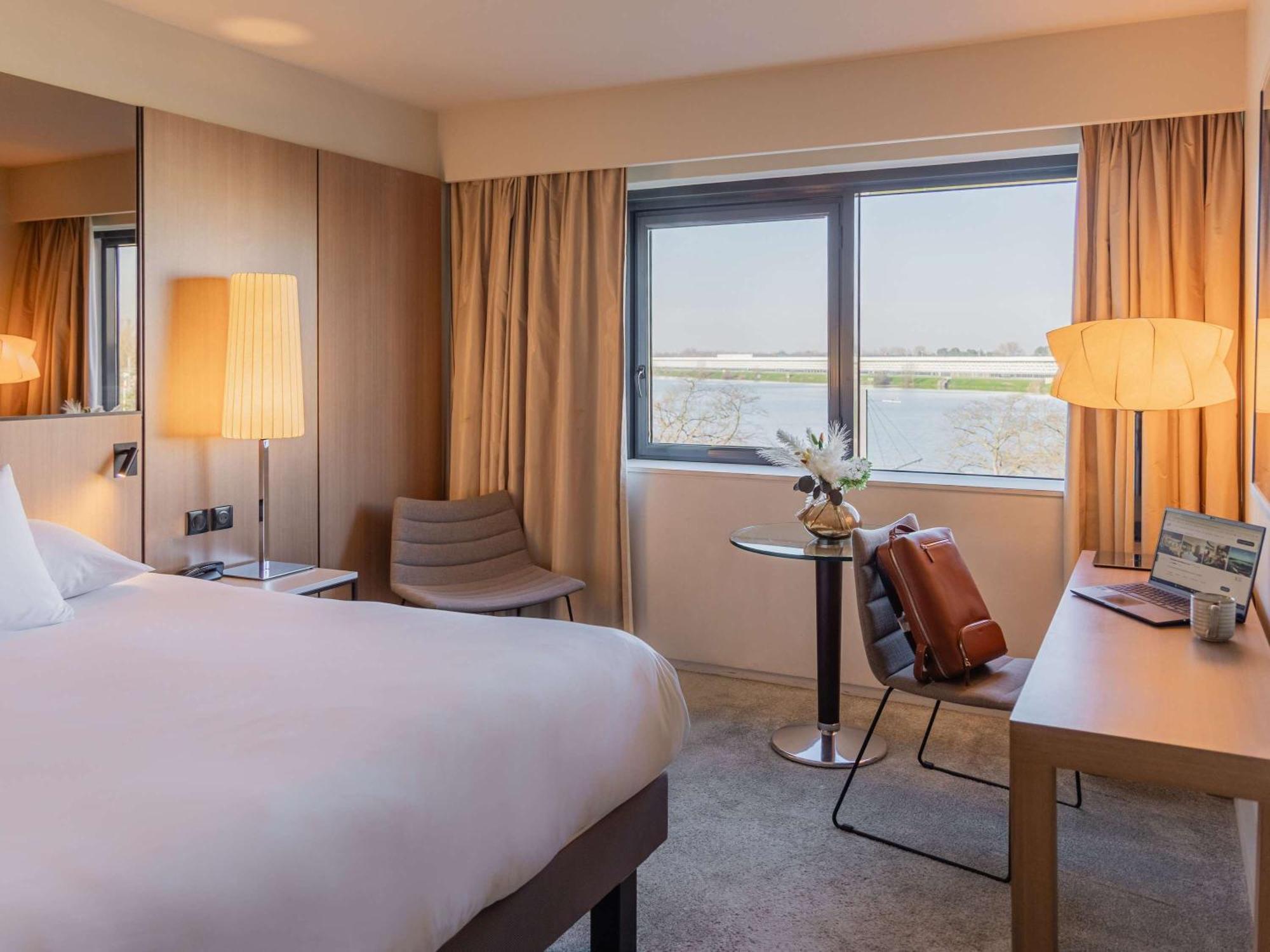 Pullman Bordeaux Lac Экстерьер фото