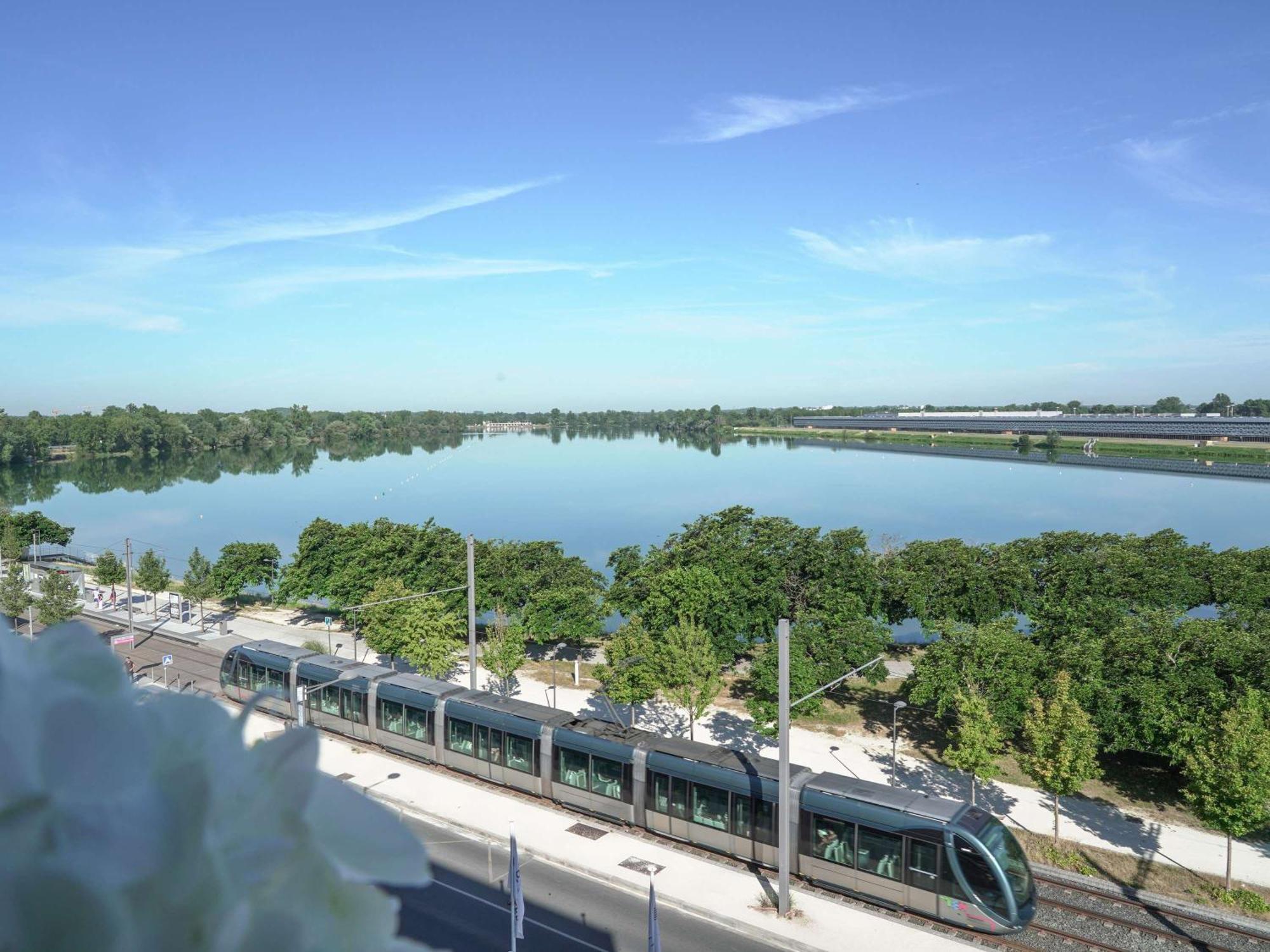 Pullman Bordeaux Lac Экстерьер фото